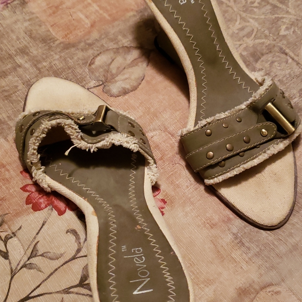 Shoes - Picture 2 of 2